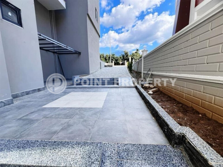 Apartment 1+1 in a new building with furniture and appliances in Mahmutlar-id-8966-photo-6