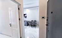 Apartment 1+1 in a new building with furniture and appliances in Mahmutlar-id-8966-photo-9