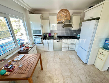 Вилла 185 м² с видом на море и участком 400 м², Бекташ-id-8969-фото-4