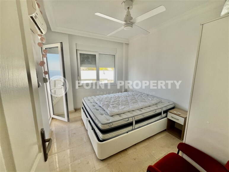 Villa 185 m² with sea views and a plot of 400 m², Bektas-id-8969-photo-7