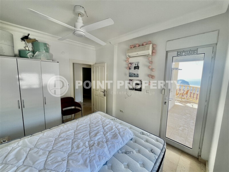 Villa 185 m² with sea views and a plot of 400 m², Bektas-id-8969-photo-8