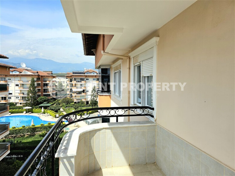 Двухуровневая квартира с хорошим ремонтом и современным дизайном на 4-м этаже с мансардой в 900 метрах от моря-id-4816-фото-20