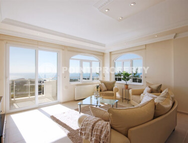 Квартира 135 м² с видом на море в районе Демирташ-id-8989-фото-2