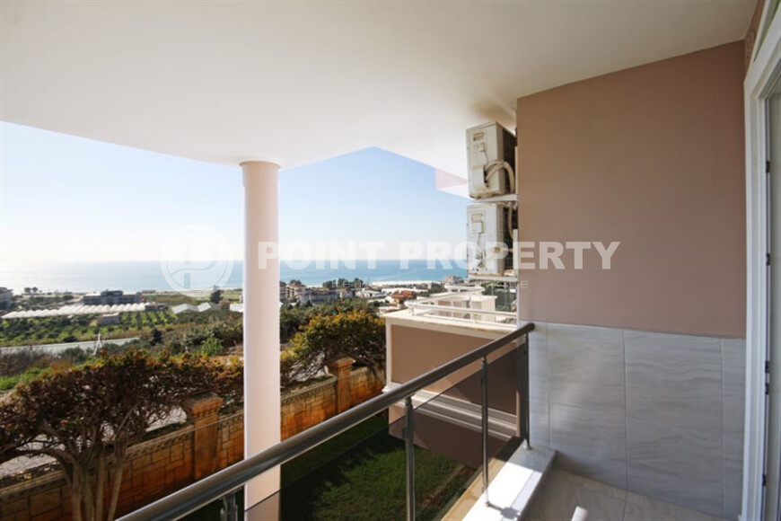 Квартира 135 м² с видом на море в районе Демирташ-id-8989-фото-18