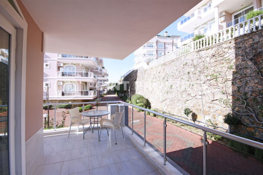 Квартира 135 м² с видом на море в районе Демирташ-id-8989-фото-19