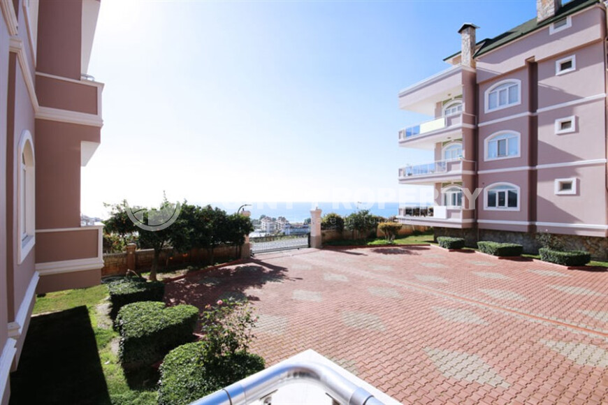 Квартира 135 м² с видом на море в районе Демирташ-id-8989-фото-20