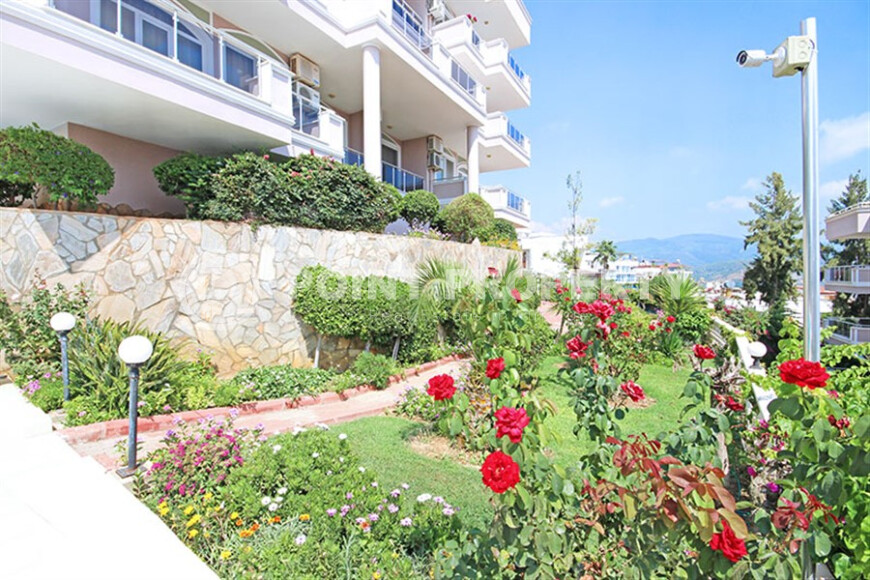 Квартира 135 м² с видом на море в районе Демирташ-id-8989-фото-21