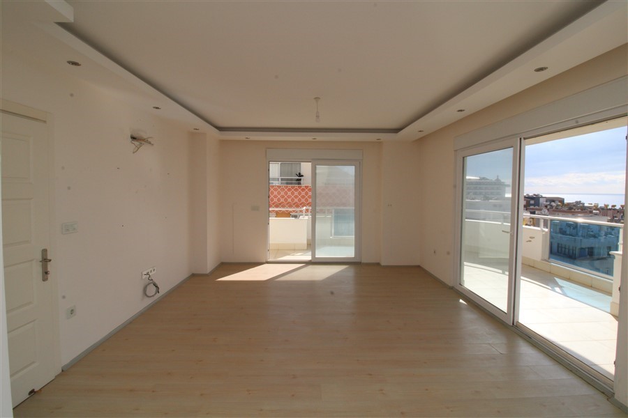 Duplex apartment 180 m² with sea view in Mahmutlar-id-8998-photo-4