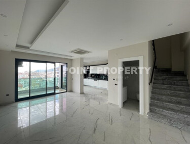 Просторный дуплекс 140 м² с видом на море и ВНЖ в районе Гюллерпынары, Аланья-id-9000-фото-4