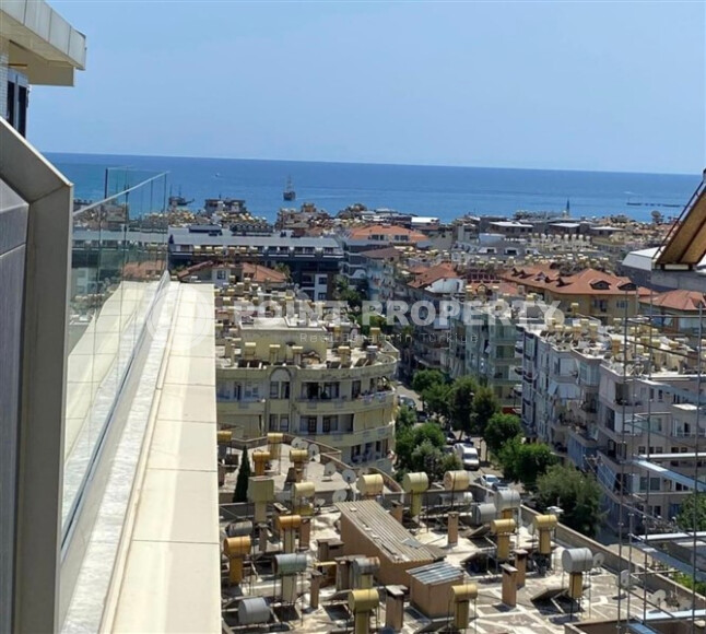 Просторный дуплекс 140 м² с видом на море и ВНЖ в районе Гюллерпынары, Аланья-id-9000-фото-16