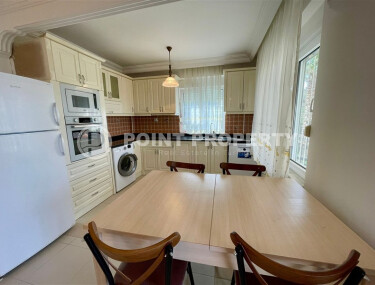 Elegant 280 m² Villa with Sea View in Kargicak-id-9002-photo-4