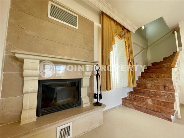 Elegant 280 m² Villa with Sea View in Kargicak-id-9002-photo-10