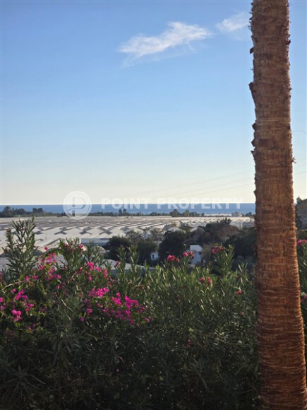 Просторное жилье: квартира 135 м² в районе Демирташ-id-9015-фото-16