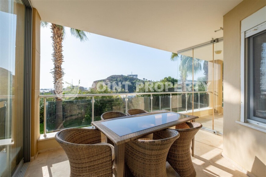 Просторное жилье: квартира 135 м² в районе Демирташ-id-9015-фото-18