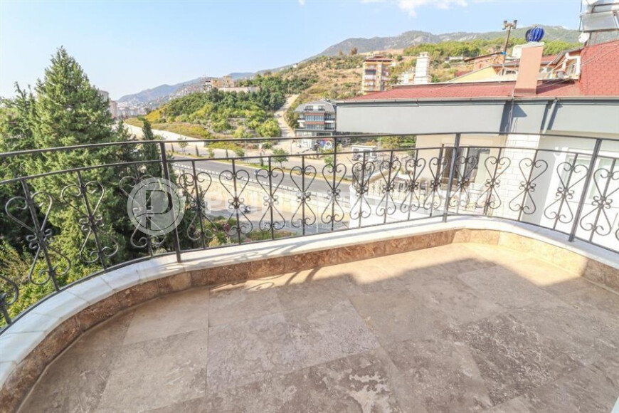 Просторная квартира для большой семьи с возможностью получения ВНЖ-id-9022-фото-15