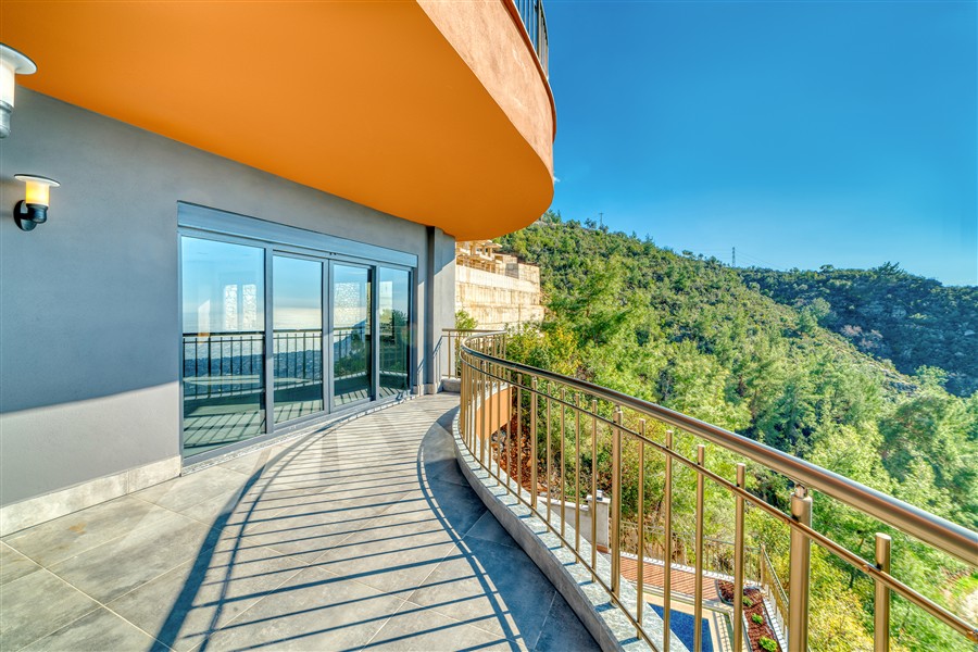 Потрясающая вилла с видом на море и гражданством в центре Аланьи, Бекташ-id-9032-фото-17