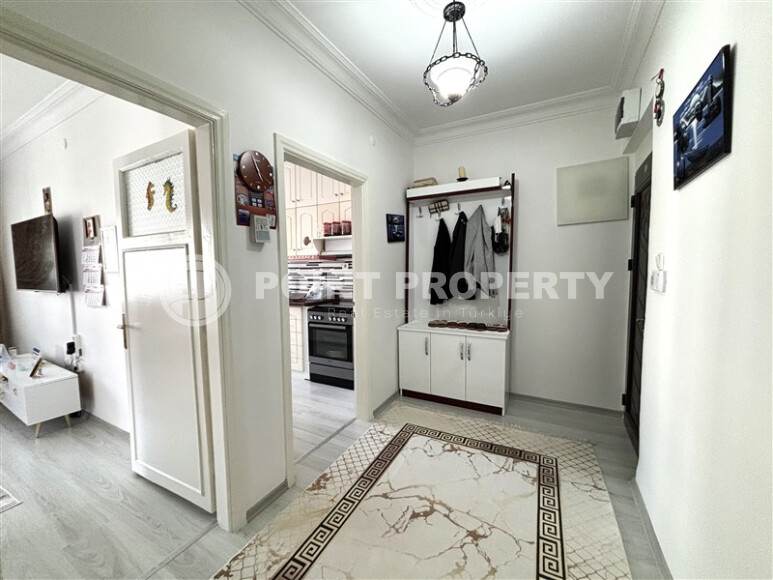 Spacious apartment 80 m² with separate kitchen in the center of Alanya-id-9054-photo-4