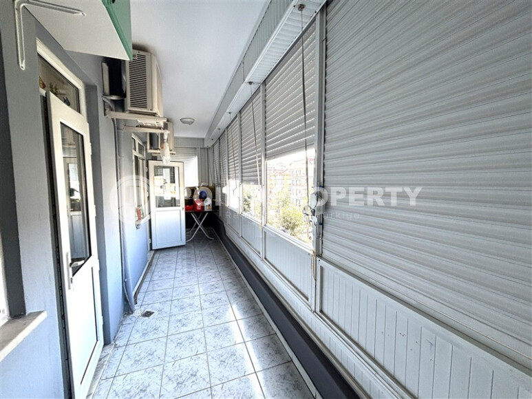 Spacious apartment 80 m² with separate kitchen in the center of Alanya-id-9054-photo-10