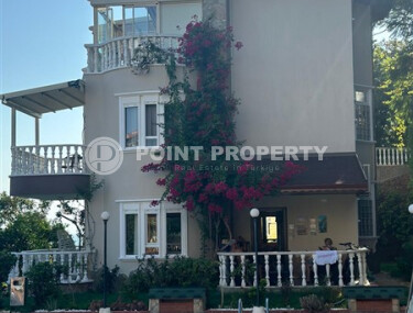 Триплекс - вилла 4+1 в шаговой доступности от моря в Кестеле-id-9055-фото-2