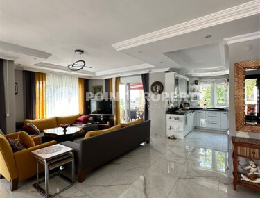 Триплекс - вилла 4+1 в шаговой доступности от моря в Кестеле-id-9055-фото-5