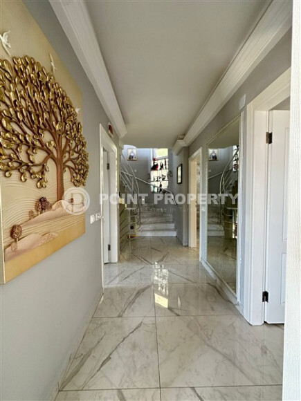 Триплекс - вилла 4+1 в шаговой доступности от моря в Кестеле-id-9055-фото-19