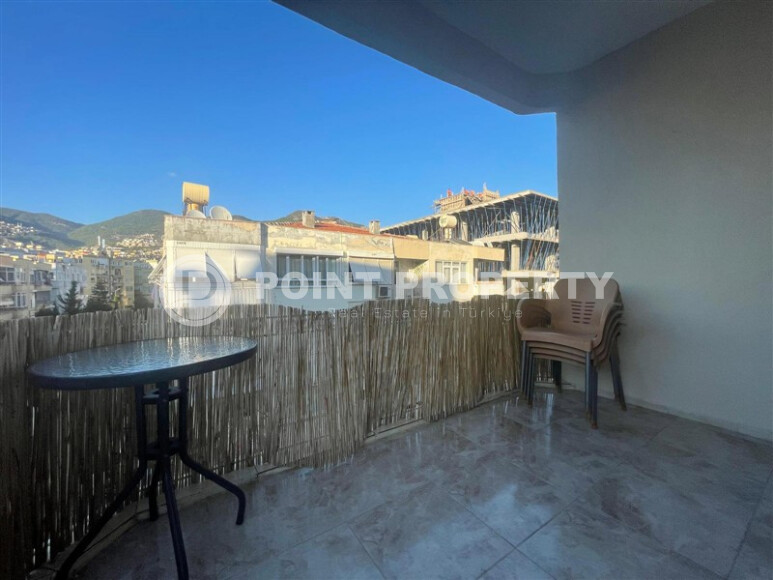 Spacious apartment 120 m² with separate kitchen in the center of Alanya-id-9082-photo-12
