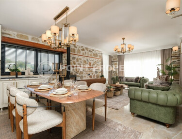 Stylish 200 m² villa with sea view in Kargicak-id-9083-photo-2