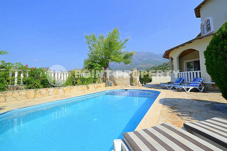 Просторная дуплекс-вилла 230 м² с участком 700 м² в районе Махмутлар-id-9086-фото-2