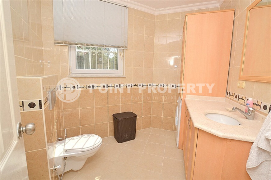 Просторная дуплекс-вилла 230 м² с участком 700 м² в районе Махмутлар-id-9086-фото-11