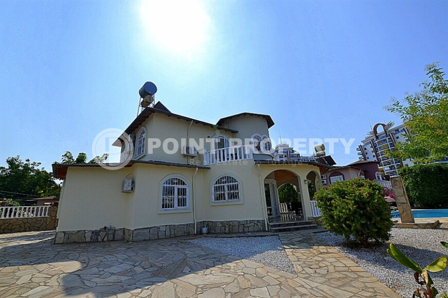 Просторная дуплекс-вилла 230 м² с участком 700 м² в районе Махмутлар-id-9086-фото-17