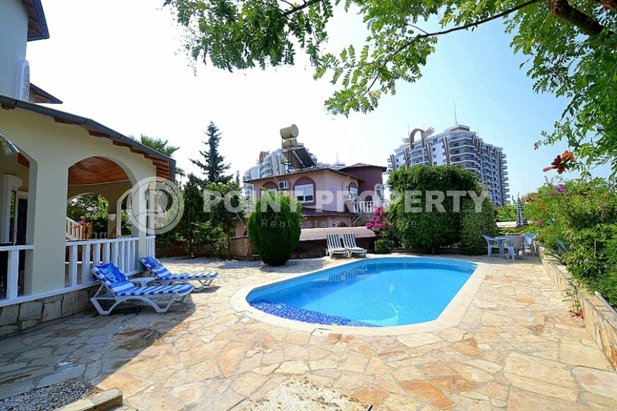 Просторная дуплекс-вилла 230 м² с участком 700 м² в районе Махмутлар-id-9086-фото-18