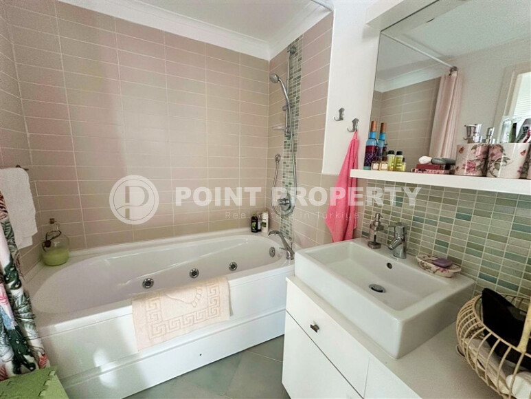 Дублекс с выходом в сад в масштабном проекте вблизи моря-id-9103-фото-9