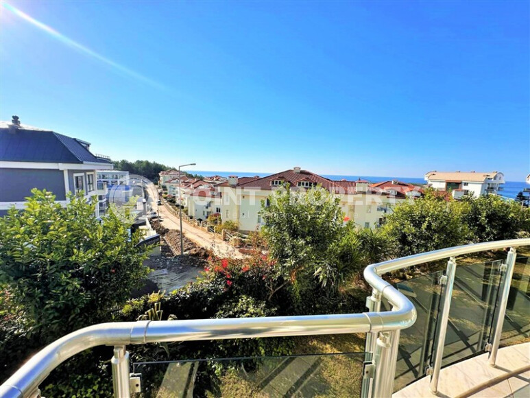 Дублекс с выходом в сад в масштабном проекте вблизи моря-id-9103-фото-12