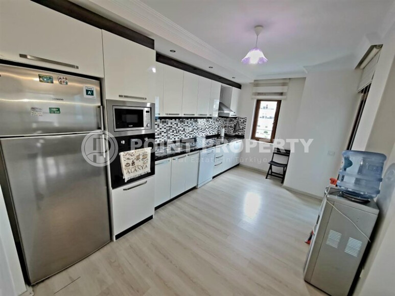 Добротная квартира в районе Оба с двумя спальнями-id-9104-фото-3