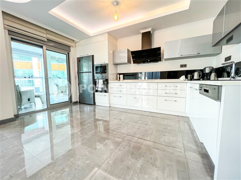 Modern apartment 135 m² in the Nizhnyaya Oba area with a residence permit-id-9109-photo-7