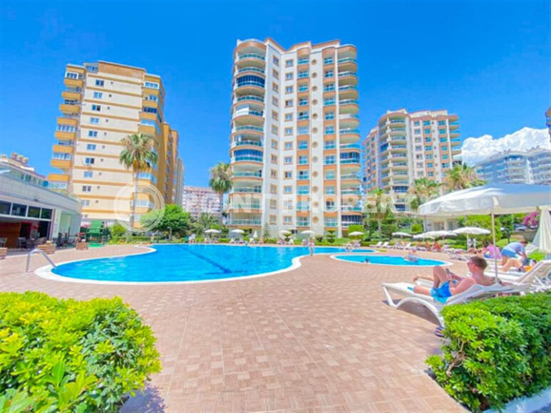 Cozy apartment 65 m² with furniture in Mahmutlar, near the sea-id-9125-photo-1