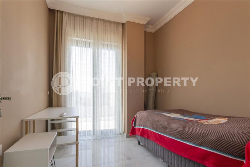 Квартира в новом доме с 2 спальнями, с мебелью и техникой 90кв.м.-id-9132-фото-7