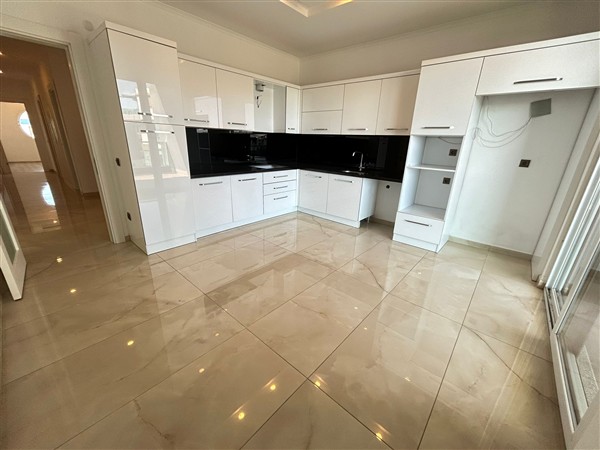 Светлая квартира 172 м² в районе Оба с гражданством и ВНЖ-id-9133-фото-3