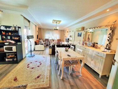 2+1 apartment suitable for citizenship and residence permit in Turkey-id-9188-photo-3