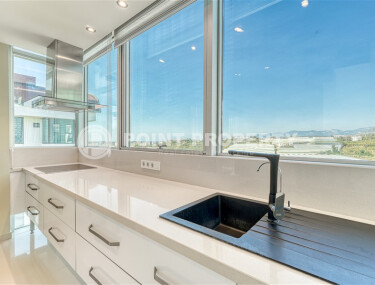 Светлая квартира 2+1 с панорамными видами в районе Каргыджак-id-9190-фото-2