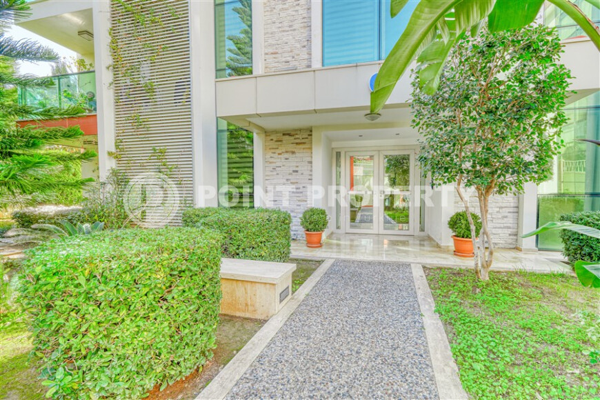 Светлая квартира 2+1 с панорамными видами в районе Каргыджак-id-9190-фото-12