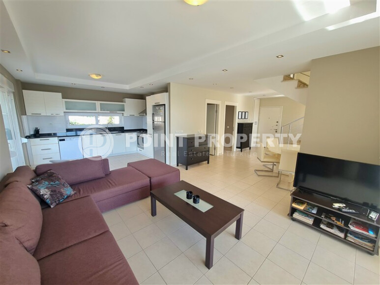 Просторный дуплекс 3+1, 180 м², подходящий для получения ВНЖ в районе Оба-id-9199-фото-3