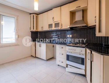 Просторная квартира 130 м² в Махмутларе, отдельная кухня-id-9204-фото-5