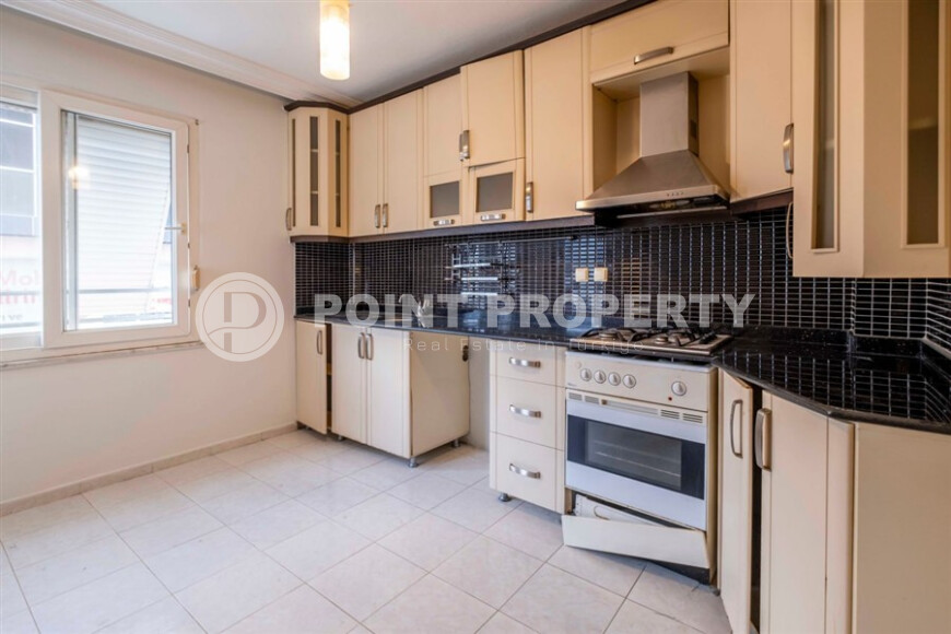 Просторная квартира 130 м² в Махмутларе, отдельная кухня-id-9204-фото-5