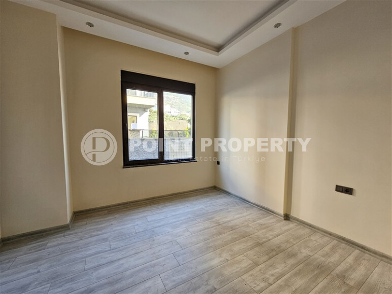 Просторный дублекс с личным садом  в новом доме в тихом районе Хасбахче-id-9205-фото-10