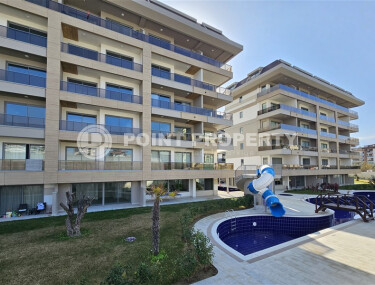 New apartment with a beautiful view of the mountains and the sea with modern renovation-id-9231-photo-1