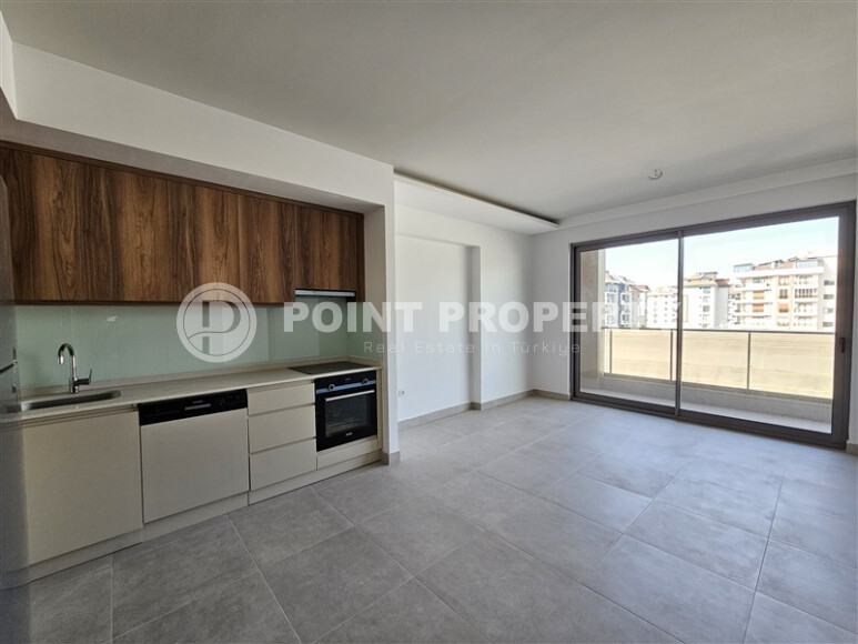 Новая квартира с красивым видом на горы и море с современным ремонтом-id-9231-фото-2