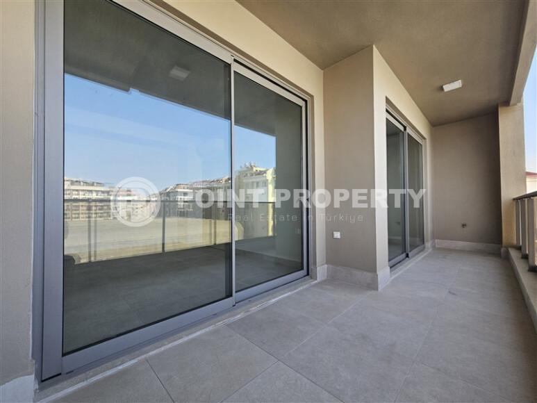 Новая квартира с красивым видом на горы и море с современным ремонтом-id-9231-фото-9