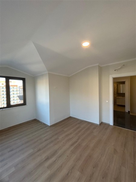 Penthouse 2+1 with beautiful mountain view-id-9236-photo-6