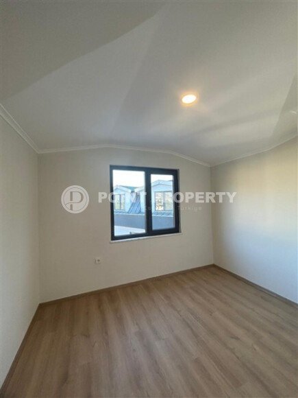 Penthouse 2+1 with beautiful mountain view-id-9236-photo-9